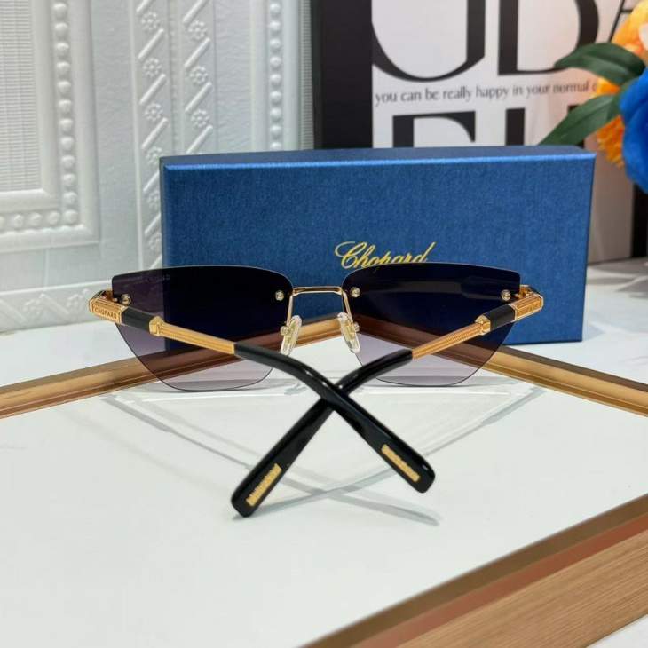 Picture of Chopard Sunglasses _SKUfw71164219fw